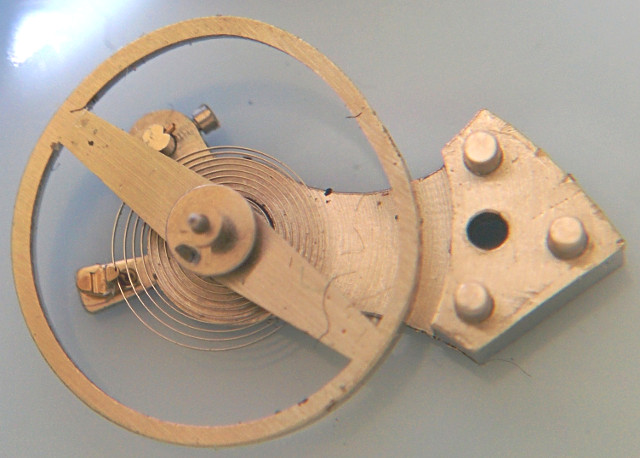 verbogener Unruhreif