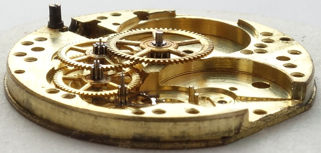 Seitenansicht des Räderwerks Buser 8 3/4: Seitenansicht des Räderwerks