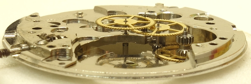 Seitenansicht des Räderwerks ETA 2451: Seitenansicht des Räderwerks