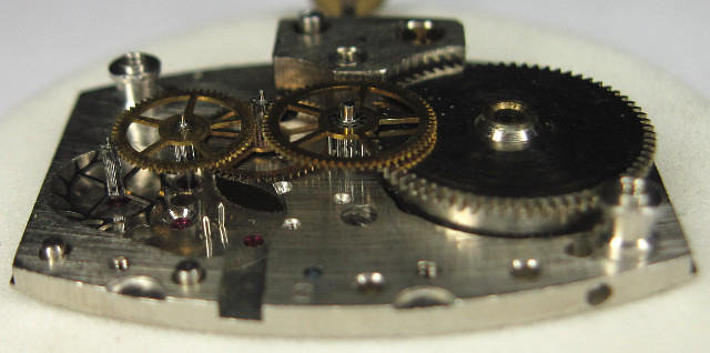 Seitenansicht des Räderwerks Osco 42: Seitenansicht des Räderwerks