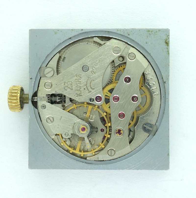 oft mit quadratischem Werkhalter verbaut Raketa 2209: oft mit quadratischem Werkhalter verbaut