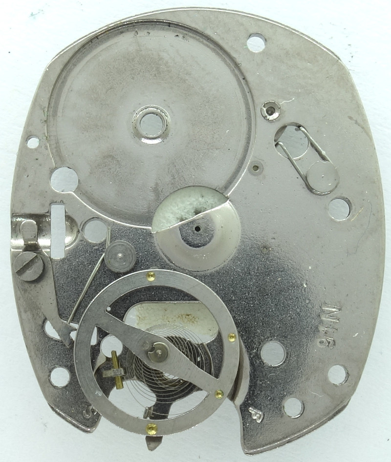 Innenseite Räderwerksbrücke Timex M24: Innenseite Räderwerksbrücke