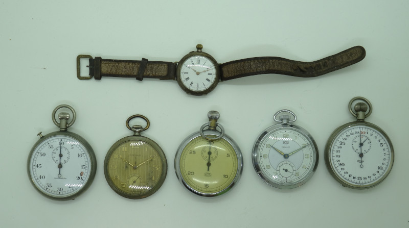 Uhren aus dem zweiten Paket